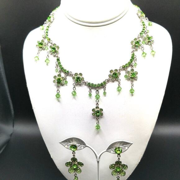 Peridot Green Crystal Necklace Clip Earrings Set, Rhinestones Crystals, 17" & 2" - Picture 4 of 11